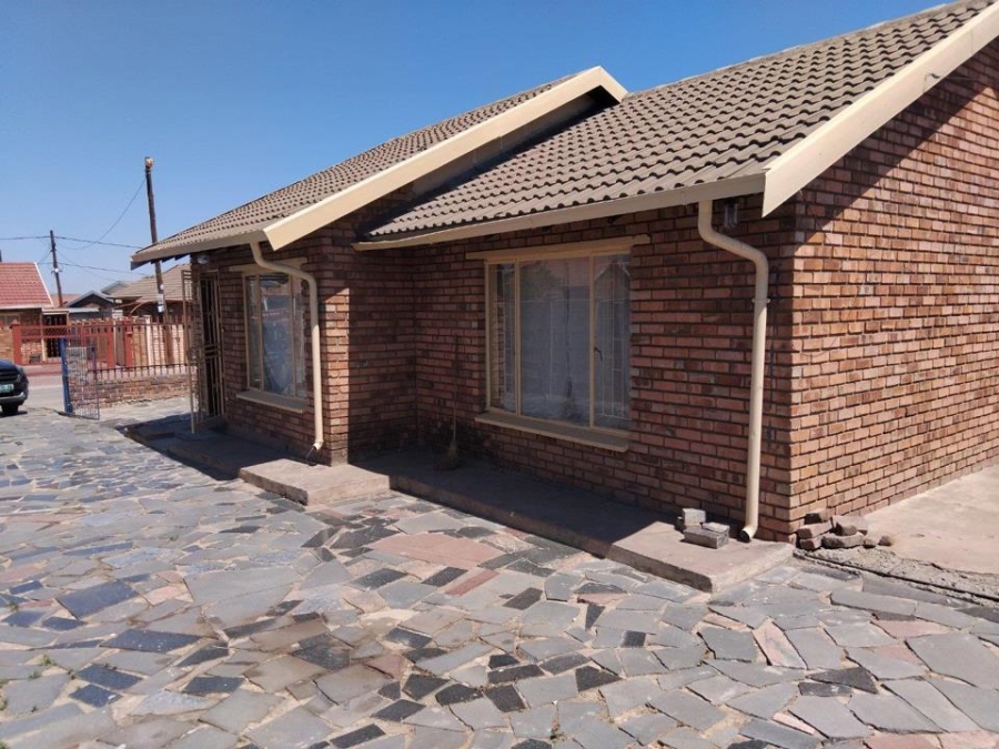 2 Bedroom Property for Sale in Boitekong North West